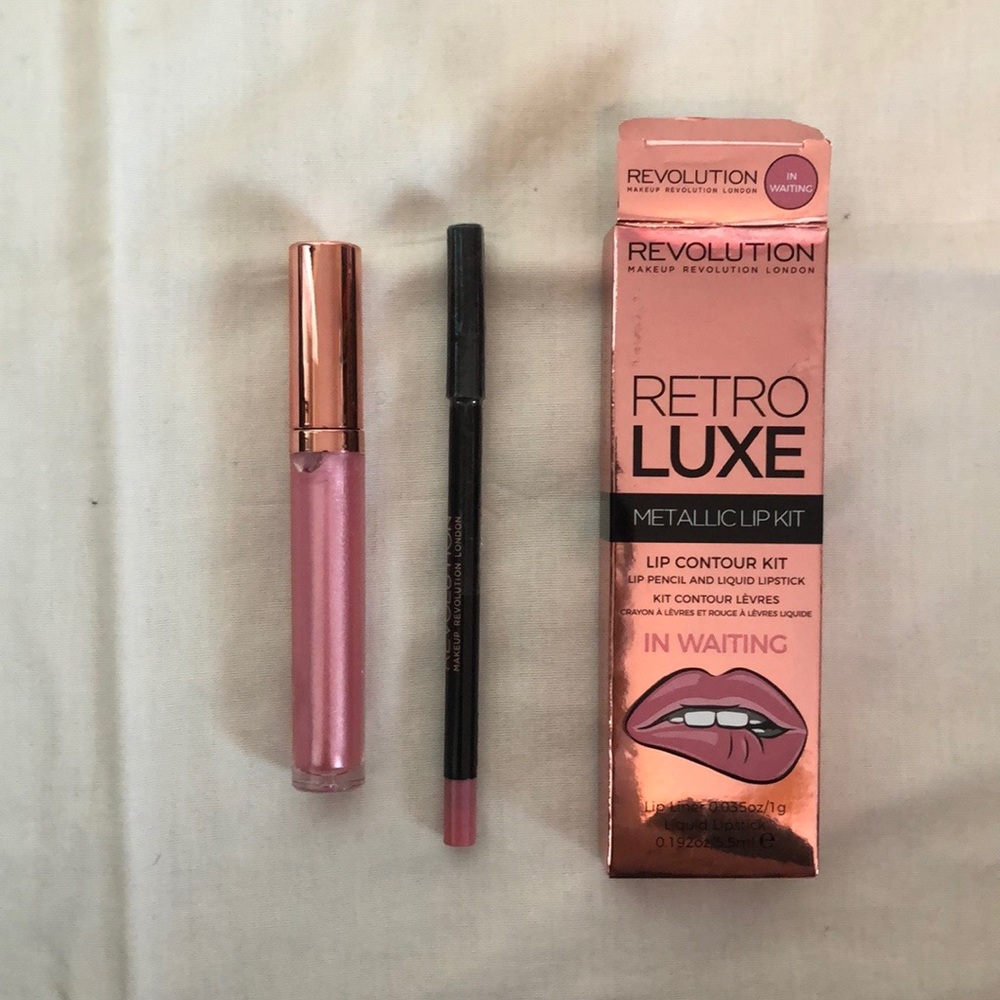 Makeup Bundle (: - Picture 2 of 9